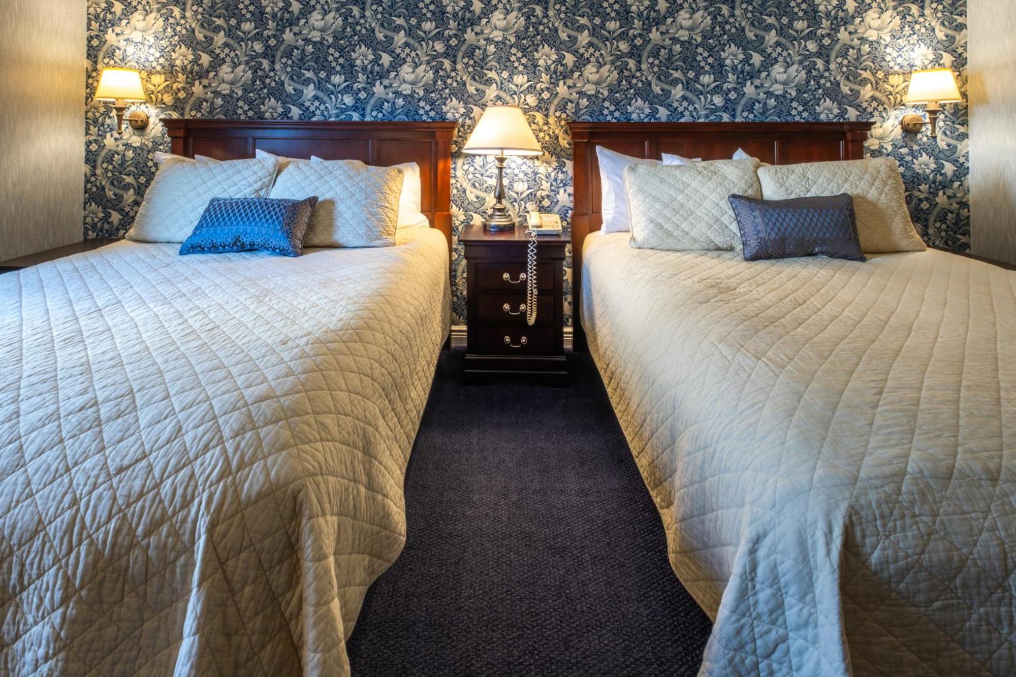 Red Coach Inn Niagara Falls Bagian luar foto