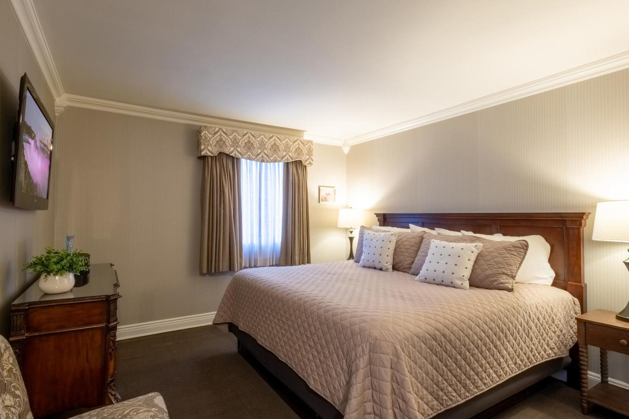 Red Coach Inn Niagara Falls Bagian luar foto